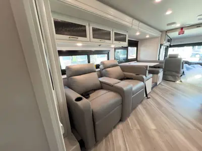 2027 Fleetwood Fortis photo 13