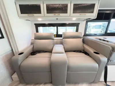 2027 Fleetwood Fortis photo 15