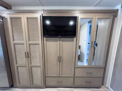 2027 Thor Motor Coach Windsport photo 19