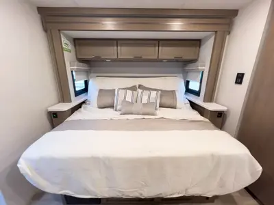 2027 Thor Motor Coach Windsport photo 18