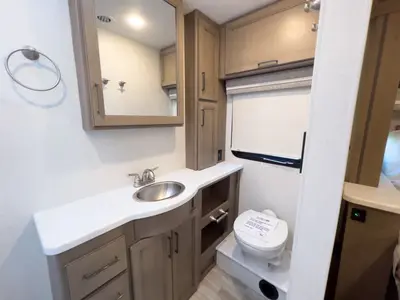 2027 Thor Motor Coach Windsport photo 20