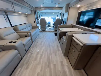 2027 Thor Motor Coach Windsport photo 3