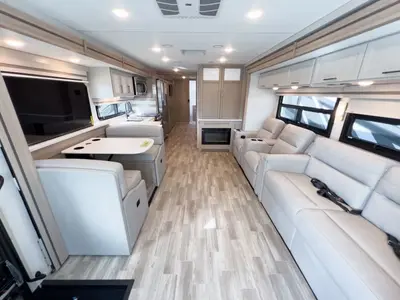 2027 Thor Motor Coach Windsport photo 5