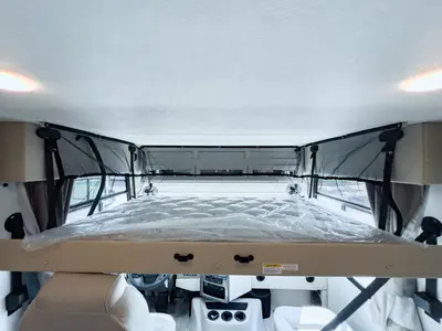 2027 Thor Motor Coach Windsport photo 4