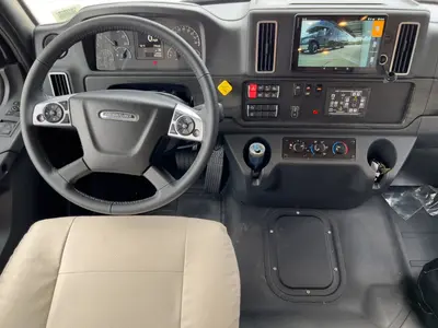 2027 Tiffin Motorhomes Allegro BAY photo 2