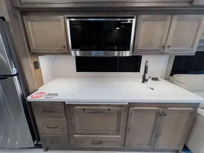 2027 Tiffin Motorhomes Allegro BAY photo 8