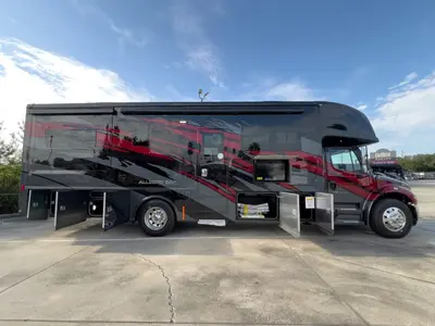 2027 Tiffin Motorhomes Allegro BAY photo 24