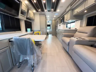 2027 Tiffin Motorhomes Allegro BAY photo 5