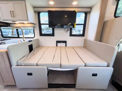 2027 Thor Motor Coach Chateau photo 8