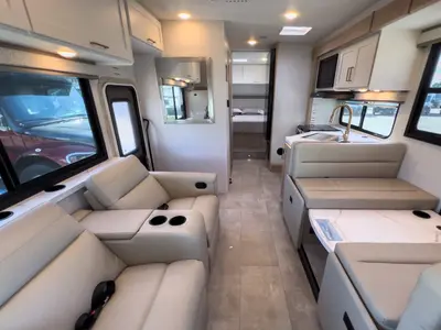 2027 Thor Motor Coach Chateau photo 5