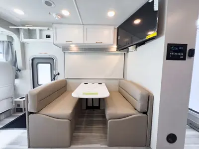 2027 Thor Motor Coach A.C.E. photo 14