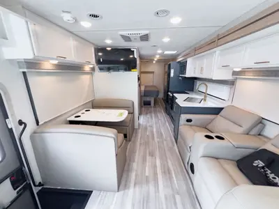 2027 Thor Motor Coach A.C.E. photo 5