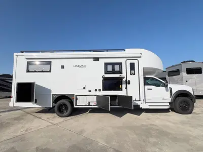 2027 Grand Design Lineage Series F photo 25