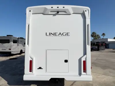 2027 Grand Design Lineage Series F photo 26
