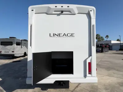 2027 Grand Design Lineage Series F photo 27