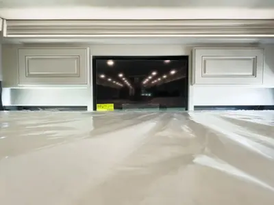 2027 Fleetwood Discovery LXE photo 5