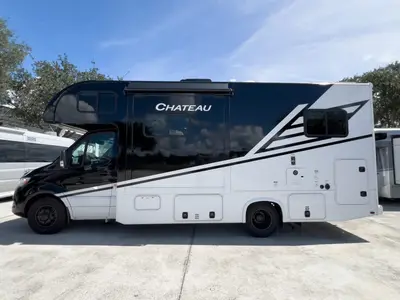 2027 Thor Motor Coach Chateau Sprinter photo 21