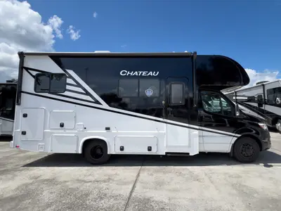 2027 Thor Motor Coach Chateau Sprinter photo 26