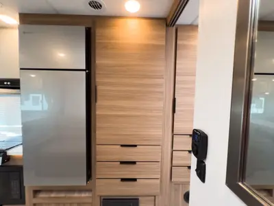 2027 Thor Motor Coach Chateau Sprinter photo 7