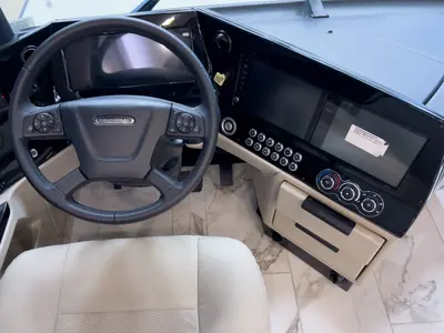 2027 Tiffin Motorhomes Allegro BUS photo 2