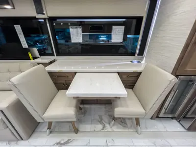2027 Tiffin Motorhomes Allegro BUS photo 16