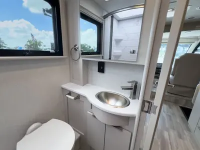 2027 Thor Motor Coach Vegas photo 15