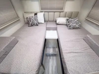 2027 Thor Motor Coach Vegas photo 18