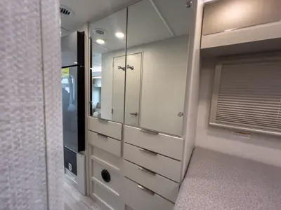 2027 Thor Motor Coach Vegas photo 17