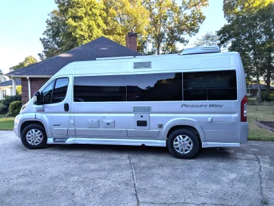 Used 2020 Pleasure Way Lexor FL
