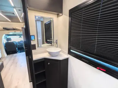 2027 Tiffin Motorhomes Wayfarer photo 20