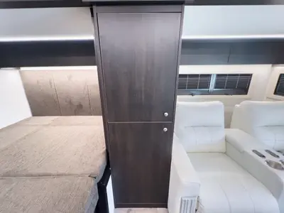 2027 Tiffin Motorhomes Wayfarer photo 15
