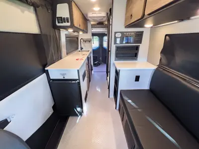 2027 Tiffin Motorhomes GH2 photo 5