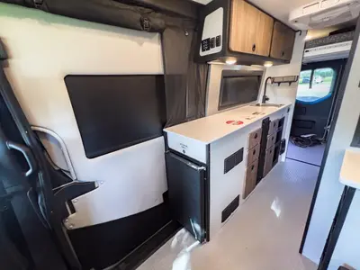 2027 Tiffin Motorhomes GH2 photo 6