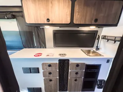 2027 Tiffin Motorhomes GH2 photo 7