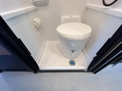 2027 Tiffin Motorhomes GH2 photo 12