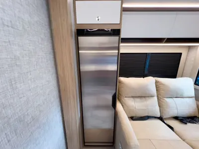 2027 Tiffin Motorhomes Wayfarer photo 12