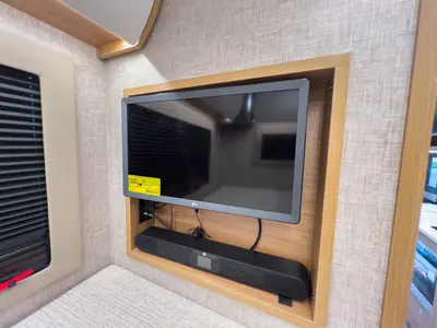 2027 Tiffin Motorhomes Wayfarer photo 21