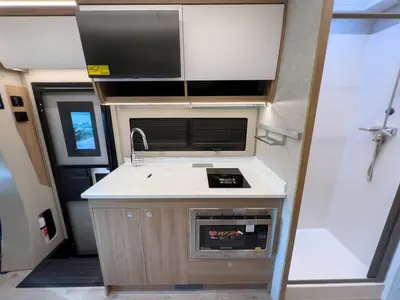 2027 Tiffin Motorhomes Wayfarer photo 7