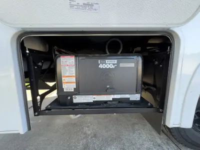2027 Thor Motor Coach Chateau Sprinter photo 28