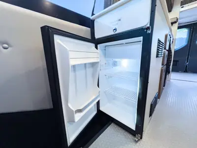 2027 Tiffin Motorhomes GH2 photo 9