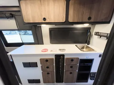 2027 Tiffin Motorhomes GH2 photo 7