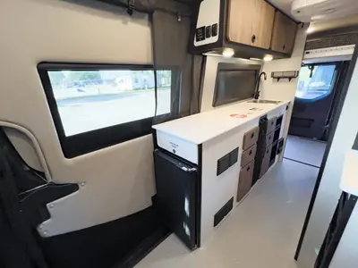 2027 Tiffin Motorhomes GH2 photo 6
