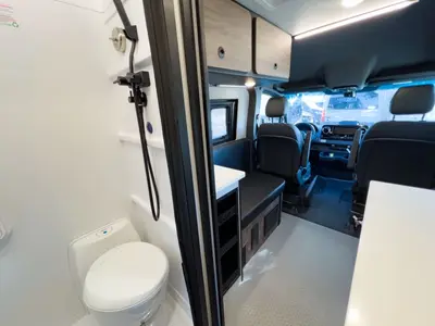 2027 Tiffin Motorhomes GH2 photo 10