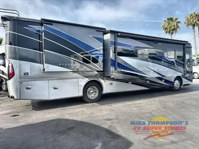 2020 Tiffin Motorhomes Allegro RED photo 16