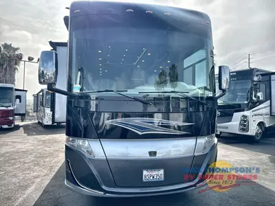 2020 Tiffin Motorhomes Allegro RED photo 10