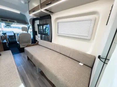 2027 Thor Motor Coach Talavera photo 11