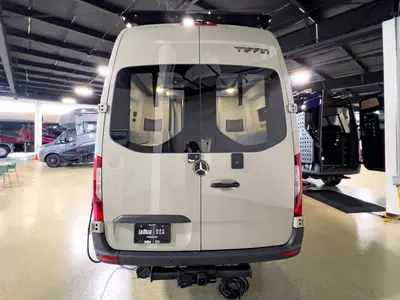 2027 Tiffin Motorhomes GH2 photo 19