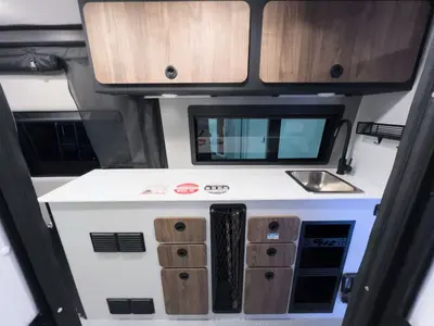 2027 Tiffin Motorhomes GH2 photo 7
