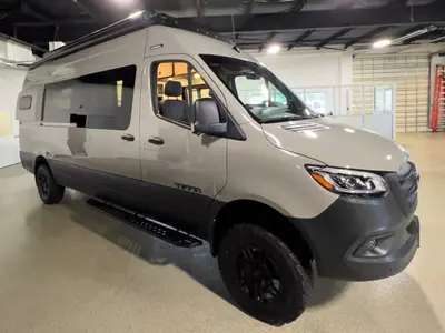 2027 Tiffin Motorhomes GH2 photo 17