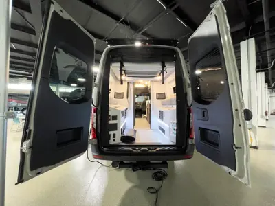 2027 Tiffin Motorhomes GH2 photo 2